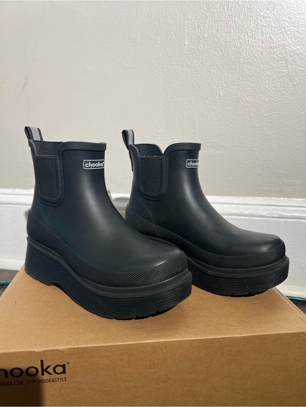chooka Black Platform Chelsea Booties